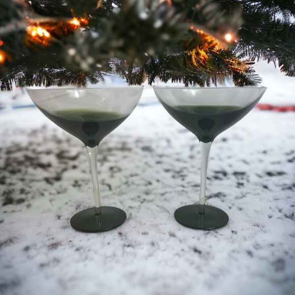Vintage Martini Glasses Set Of 2 Elemental Green Glass Wide 6.75” Pier 1 Bar - Picture 1 of 8